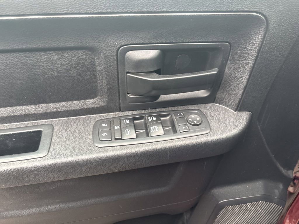 Used 2017 RAM 2500 Tradesman w/ Chrome Appearance Group image 10