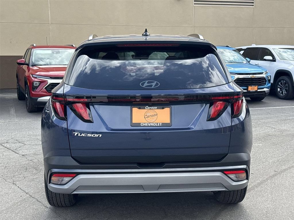 Used 2025 Hyundai Tucson SEL FWD image 4