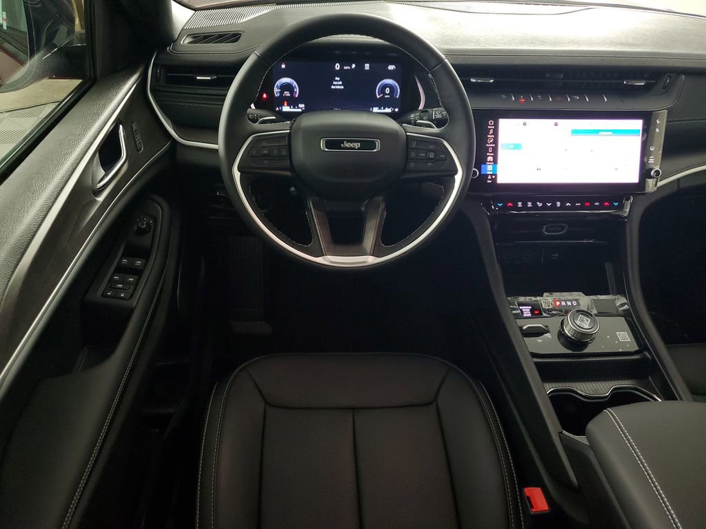 New 2026 Jeep Grand Cherokee L Limited AWD/4WD image 16