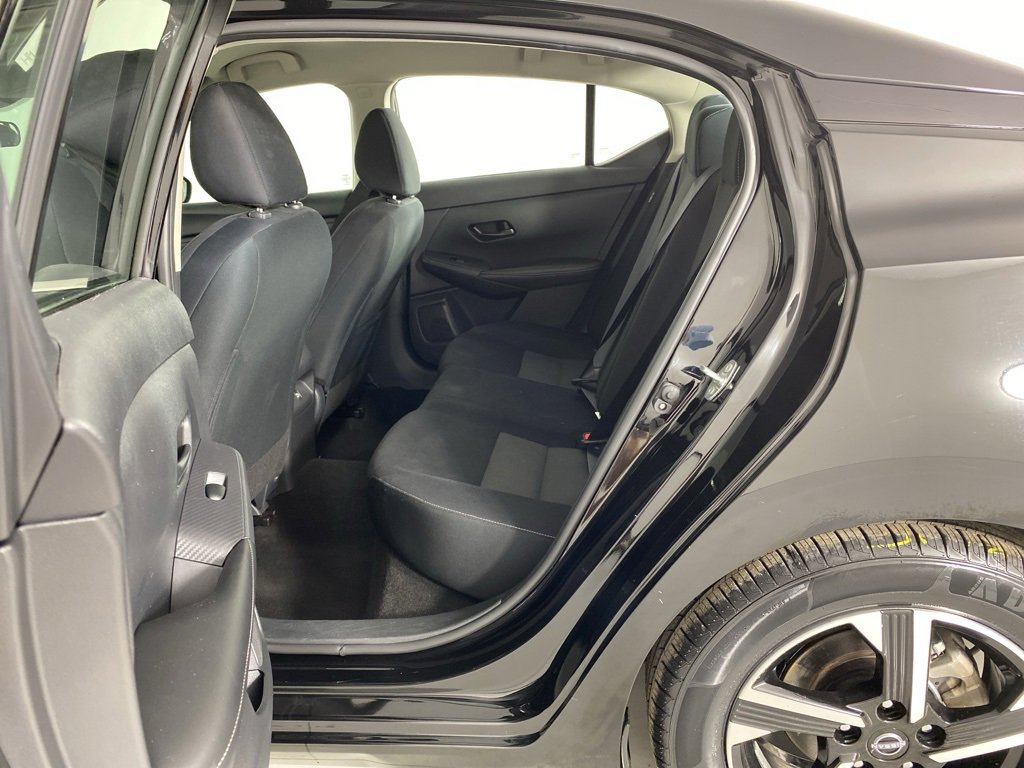 Used 2024 Nissan Sentra SV image 30