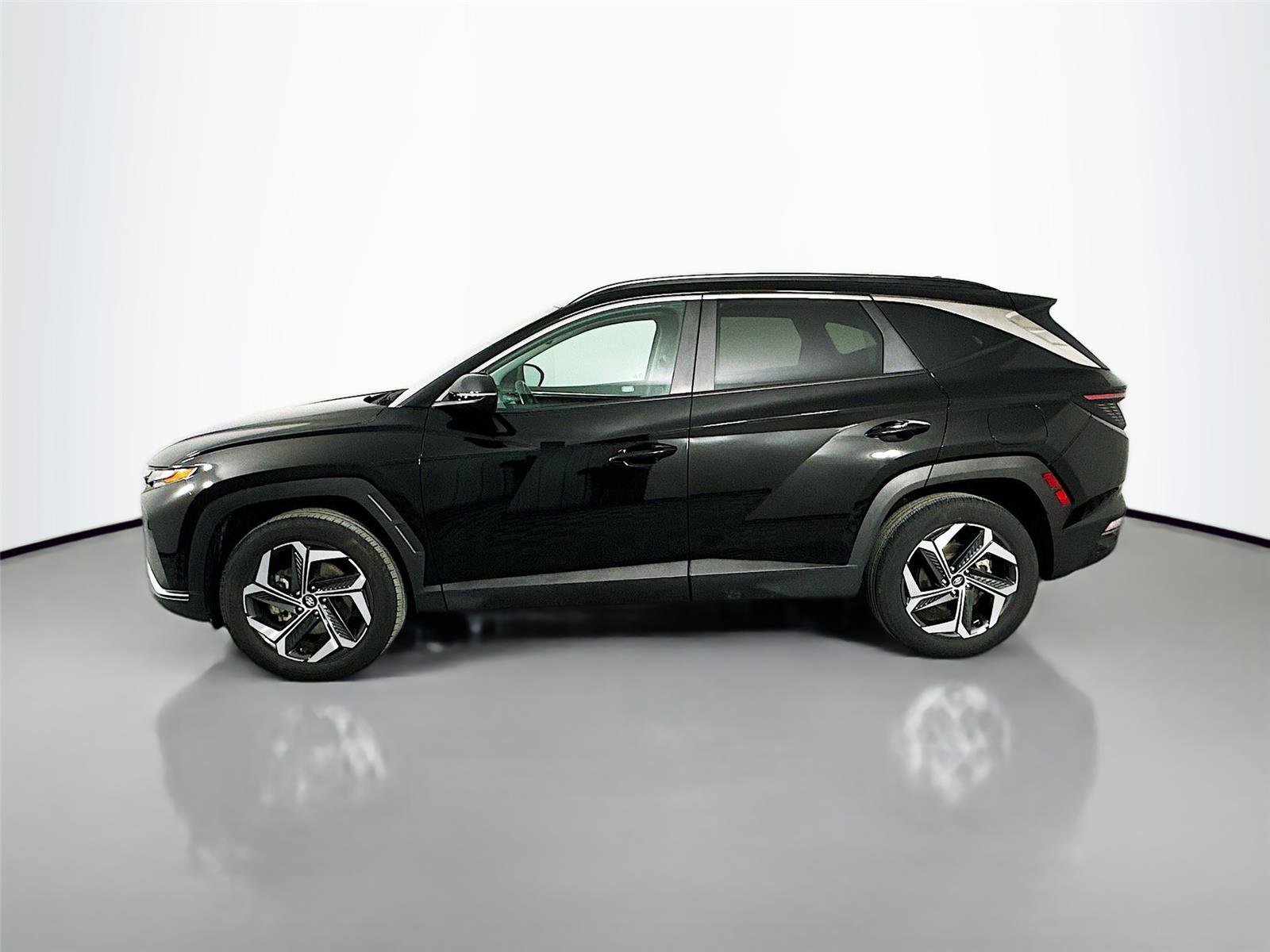 Used 2023 Hyundai Tucson SEL w/ Convenience Package image 4