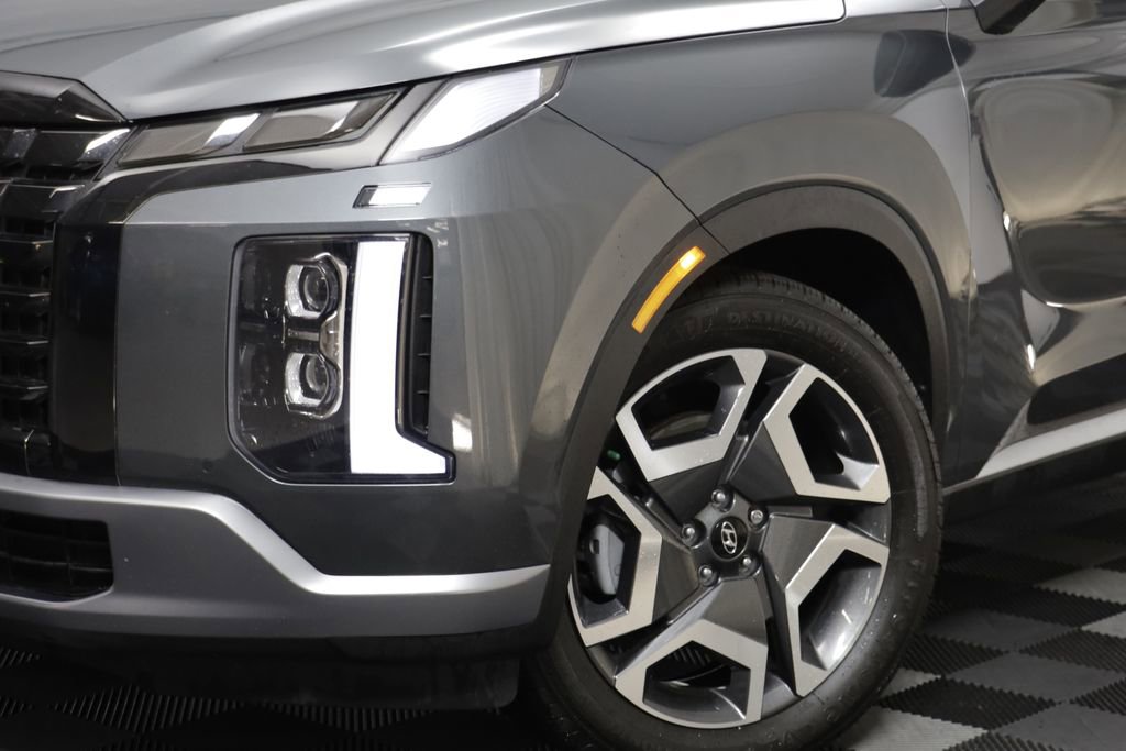 Used 2024 Hyundai Palisade SEL w/ Premium Package AWD/4WD image 3