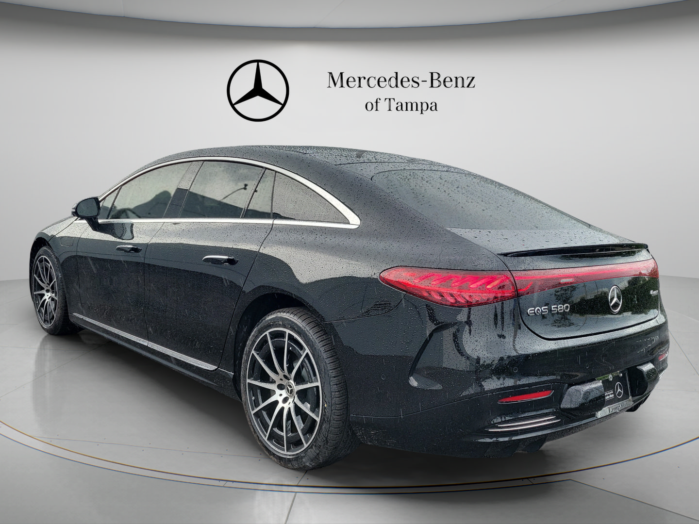 Certified 2024 Mercedes-Benz EQS 580 4MATIC Sedan image 2