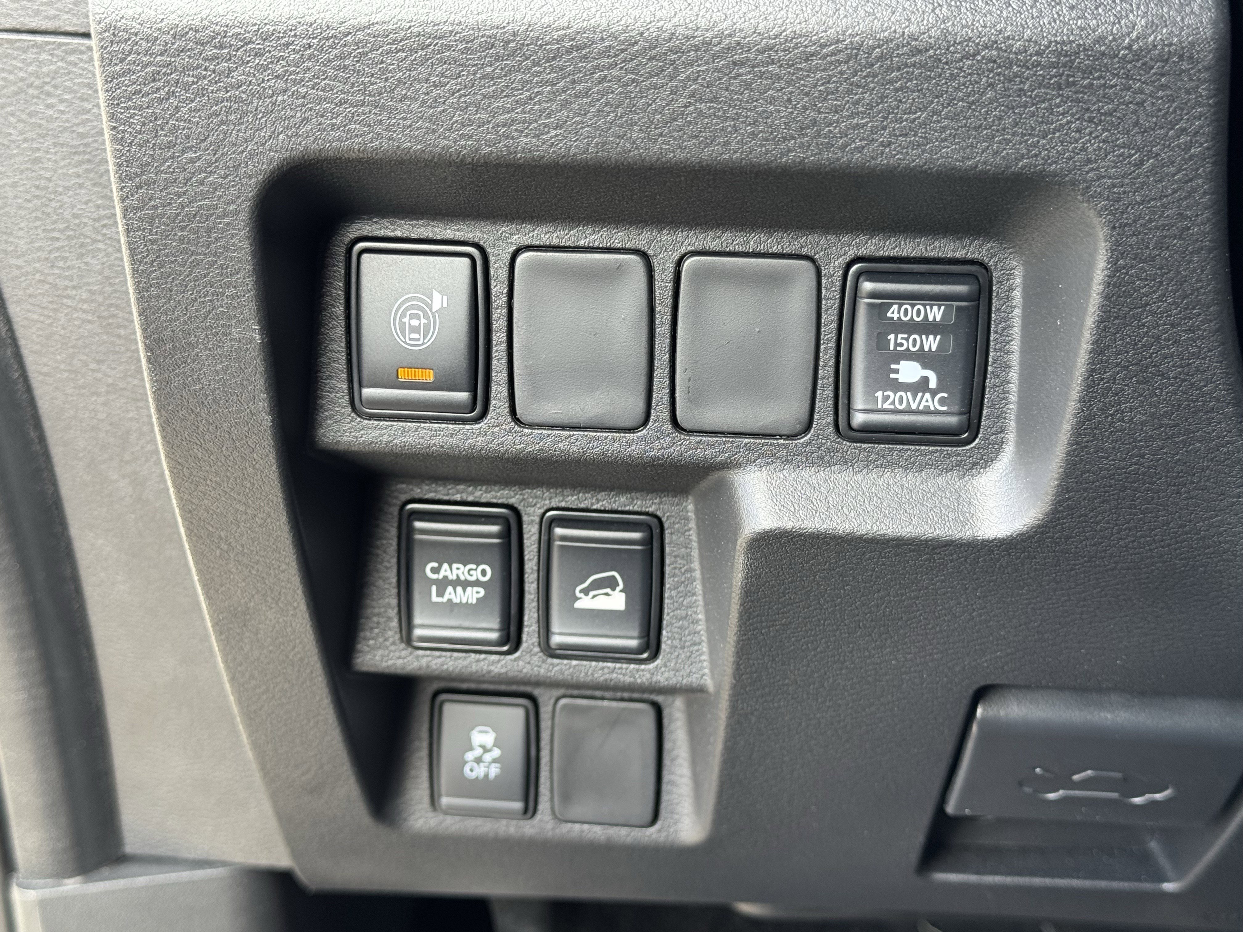 Used 2024 Nissan Frontier SL w/ Technology Package image 29