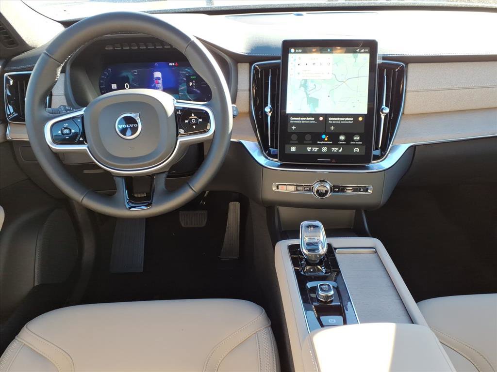 New 2026 Volvo XC90 T8 Plus w/ Protection Package Premier image 7