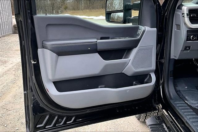 Used 2025 Ford F250 XLT image 23