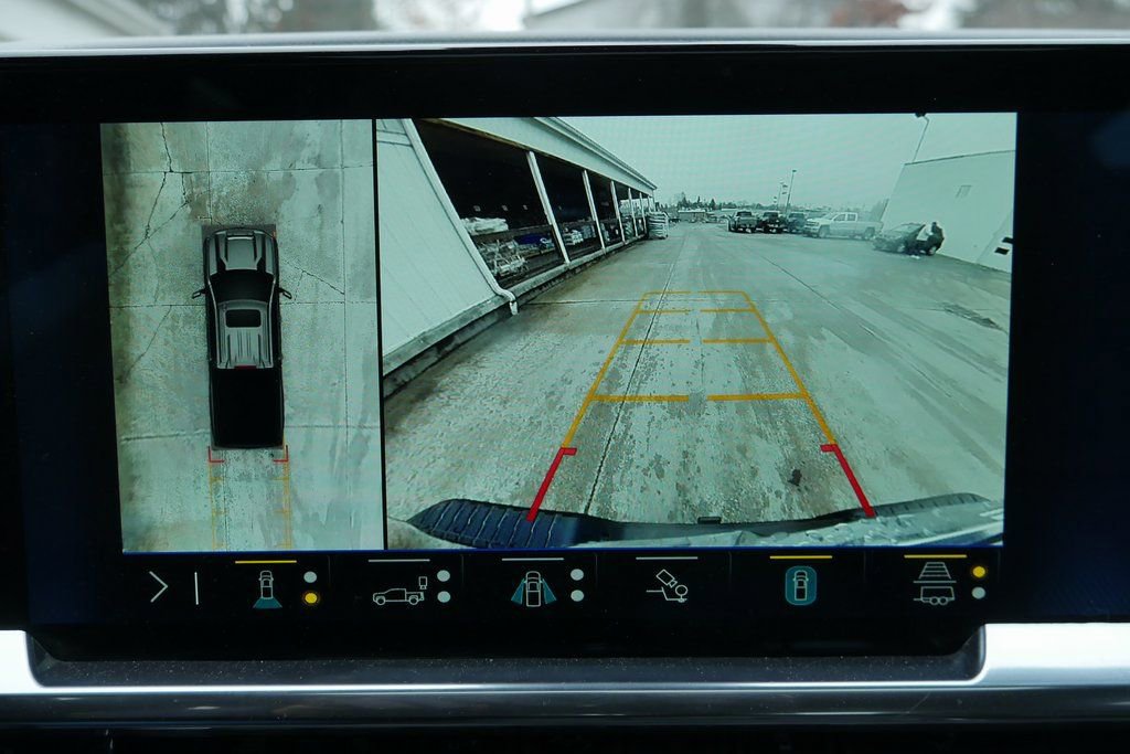 Used 2024 Chevrolet Silverado 2500 High Country w/ High Country Premium Package image 17