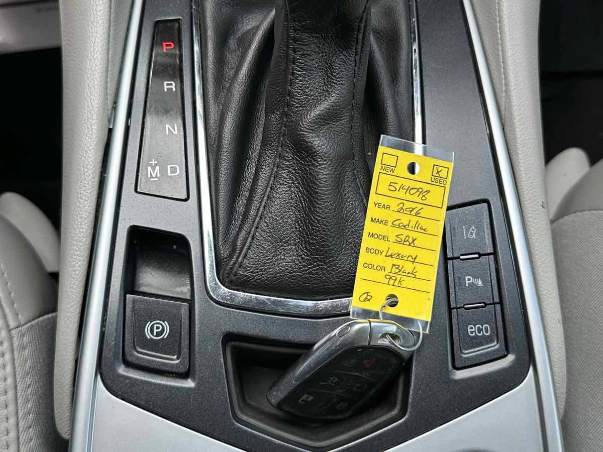 Used 2016 Cadillac SRX Luxury w/ Driver Awareness Package FWD image 34