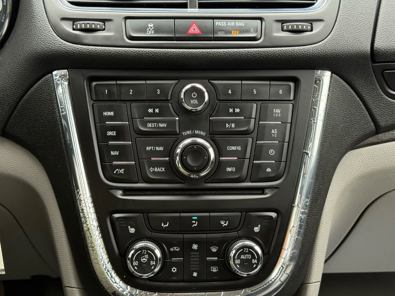 Used 2014 Buick Encore Leather image 29