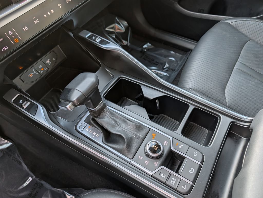 Used 2025 Kia Sorento S w/ Panoramic Sunroof Package image 24