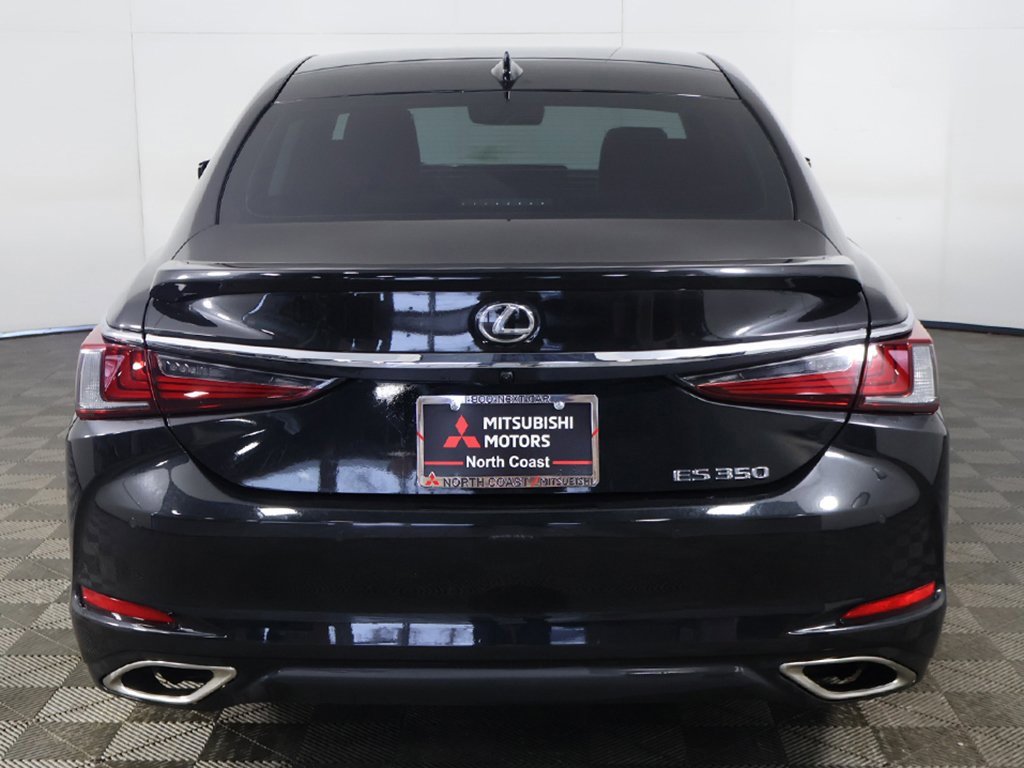 Used 2023 Lexus ES 350 Luxury w/ Accessory Package (Z2) image 13