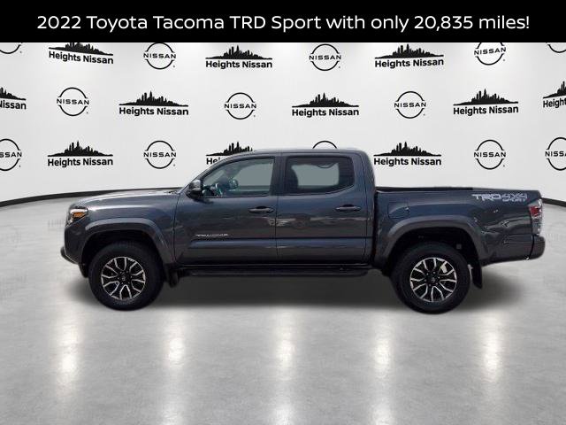 Used 2022 Toyota Tacoma TRD Sport AWD/4WD image 6