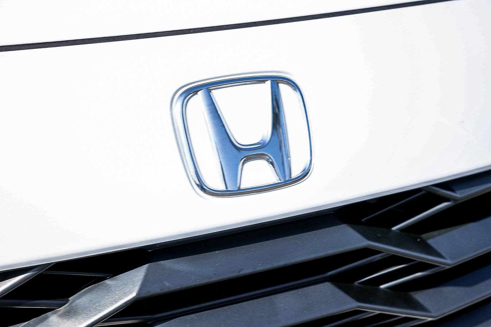 Used 2025 Honda HR-V Sport image 17