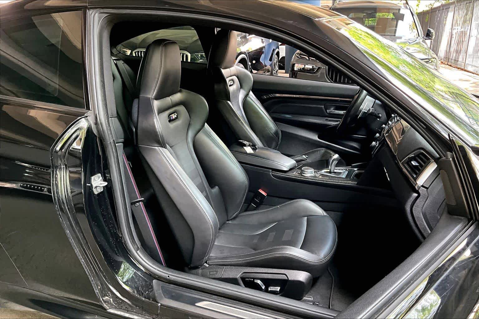 Used 2020 BMW M4 Coupe w/ Competition Package RWD image 8