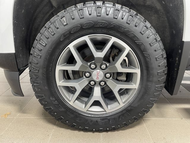 Used 2021 GMC Canyon AT4 w/ Trailering Package image 8