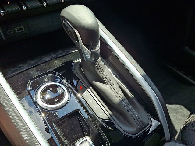 Certified 2025 Chevrolet Colorado LT image 14