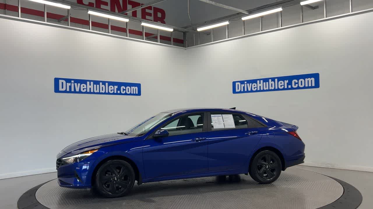 Used 2023 Hyundai Elantra SEL FWD image 7
