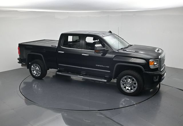 Used 2018 GMC Sierra 2500 Denali w/ Duramax Plus Package AWD/4WD image 45