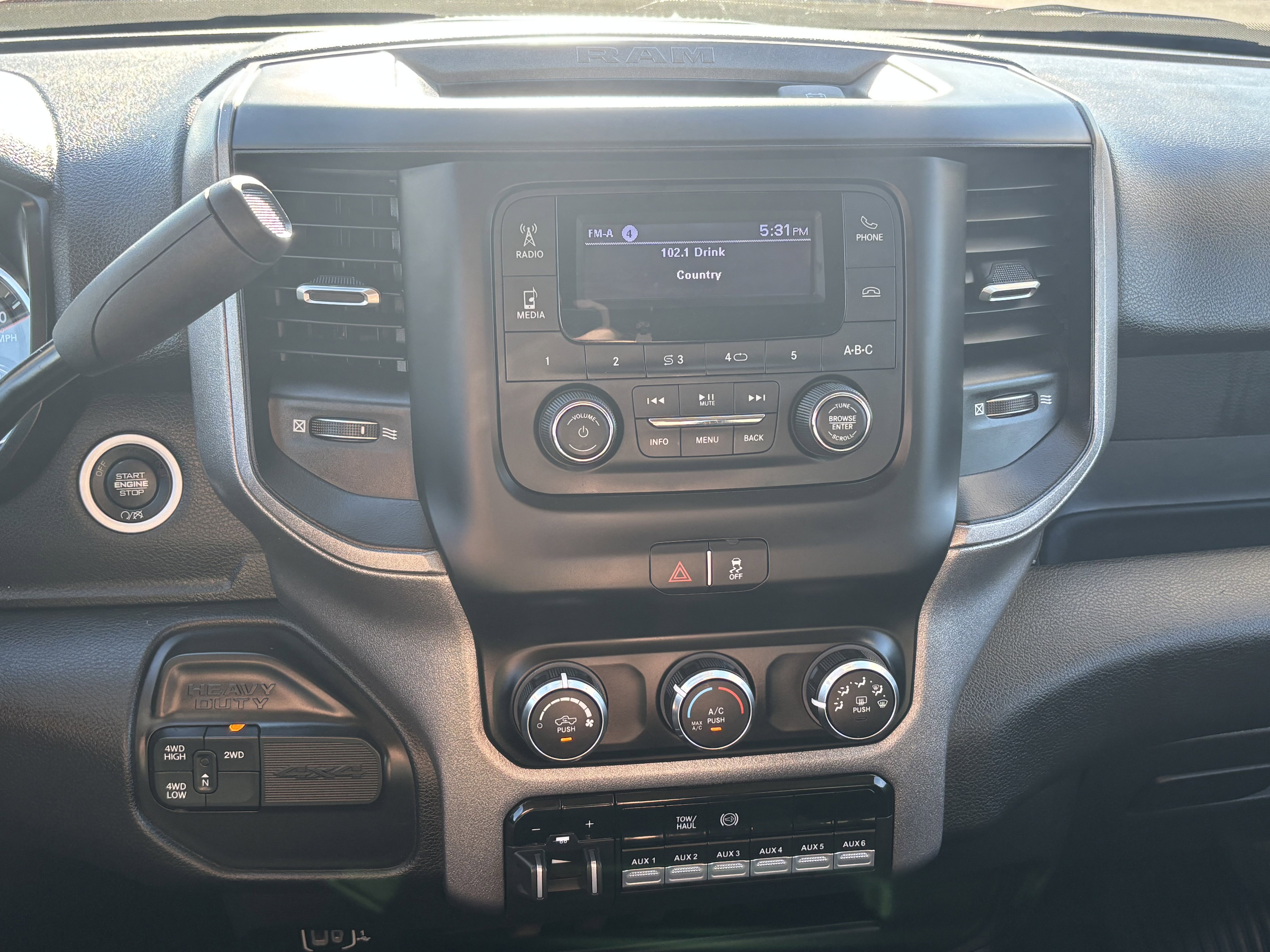 Used 2020 RAM 5500 Tradesman w/ Chrome Appearance Group AWD/4WD image 10