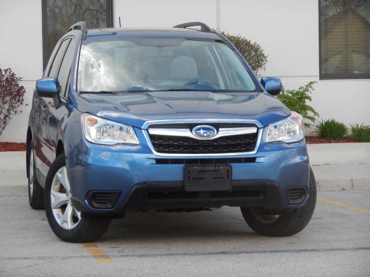 Used 2015 Subaru Forester 2.5i Premium AWD/4WD image 6