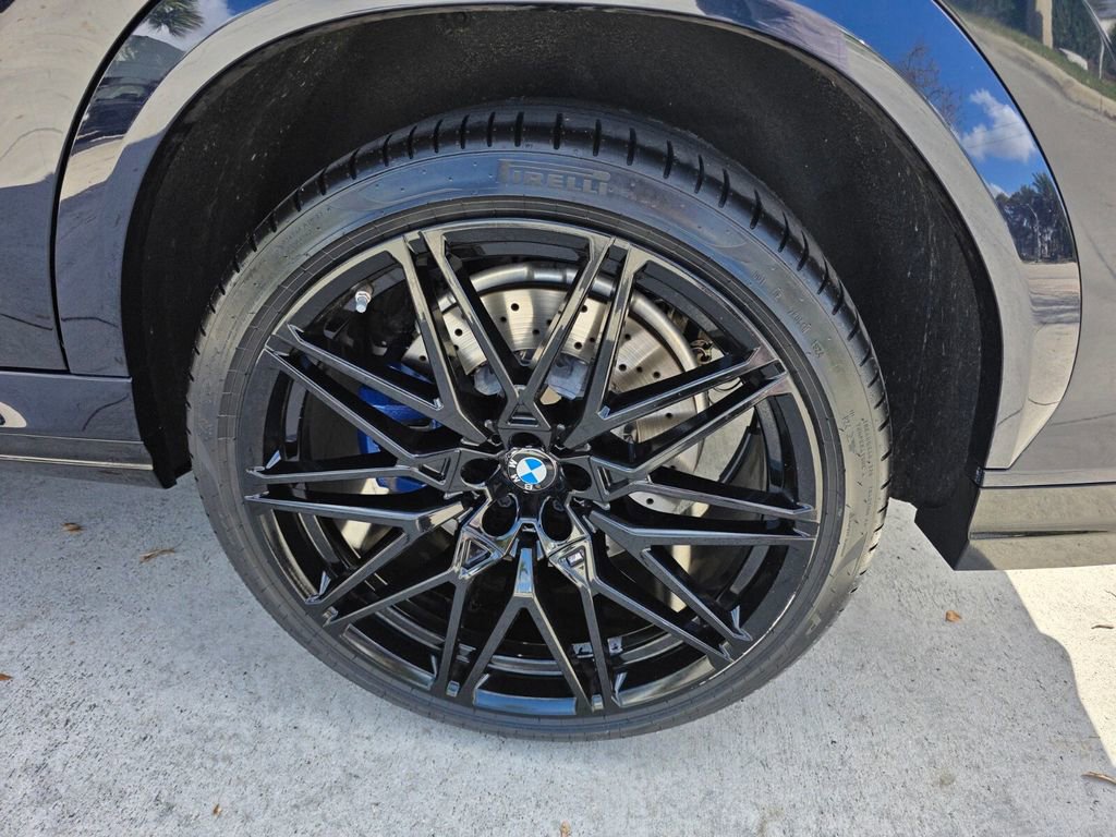 Used 2024 BMW X6 M Competition image 18