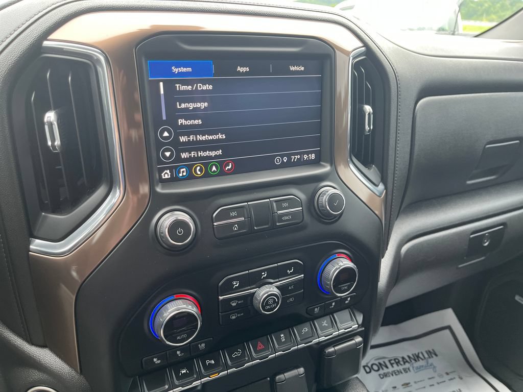 Used 2022 Chevrolet Silverado 1500 High Country w/ Technology Package AWD/4WD image 16