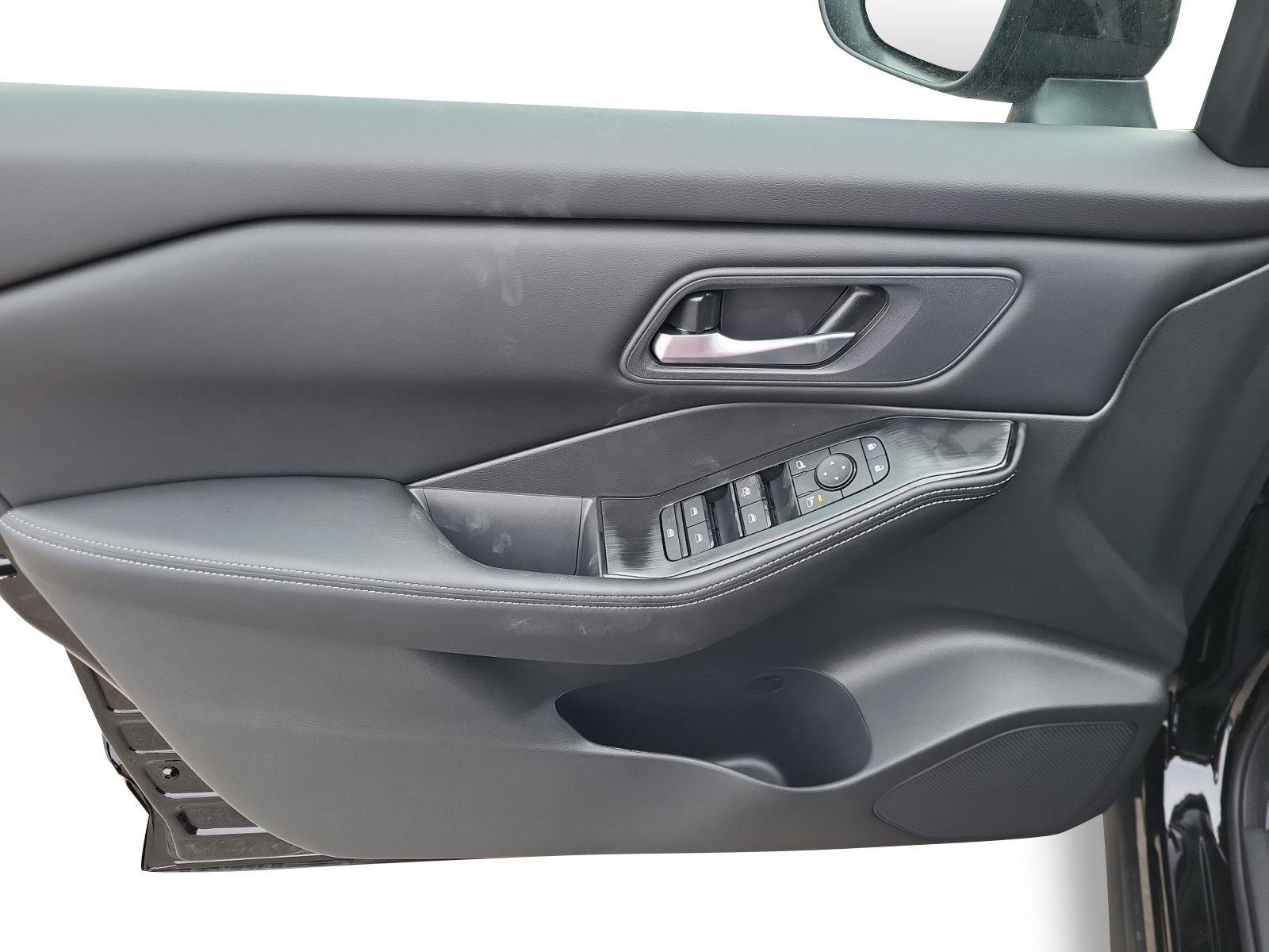 New 2026 Nissan Rogue SV w/ Cold Weather Package image 9