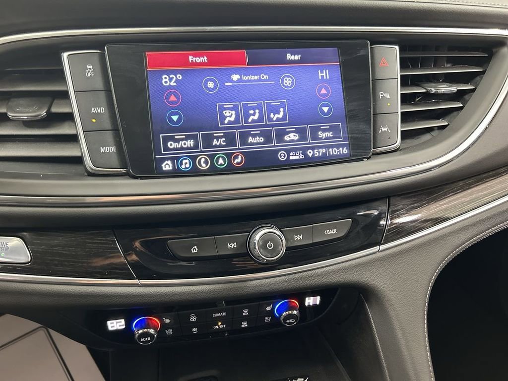 Used 2020 Buick Enclave Avenir w/ Avenir Technology Package AWD/4WD image 16