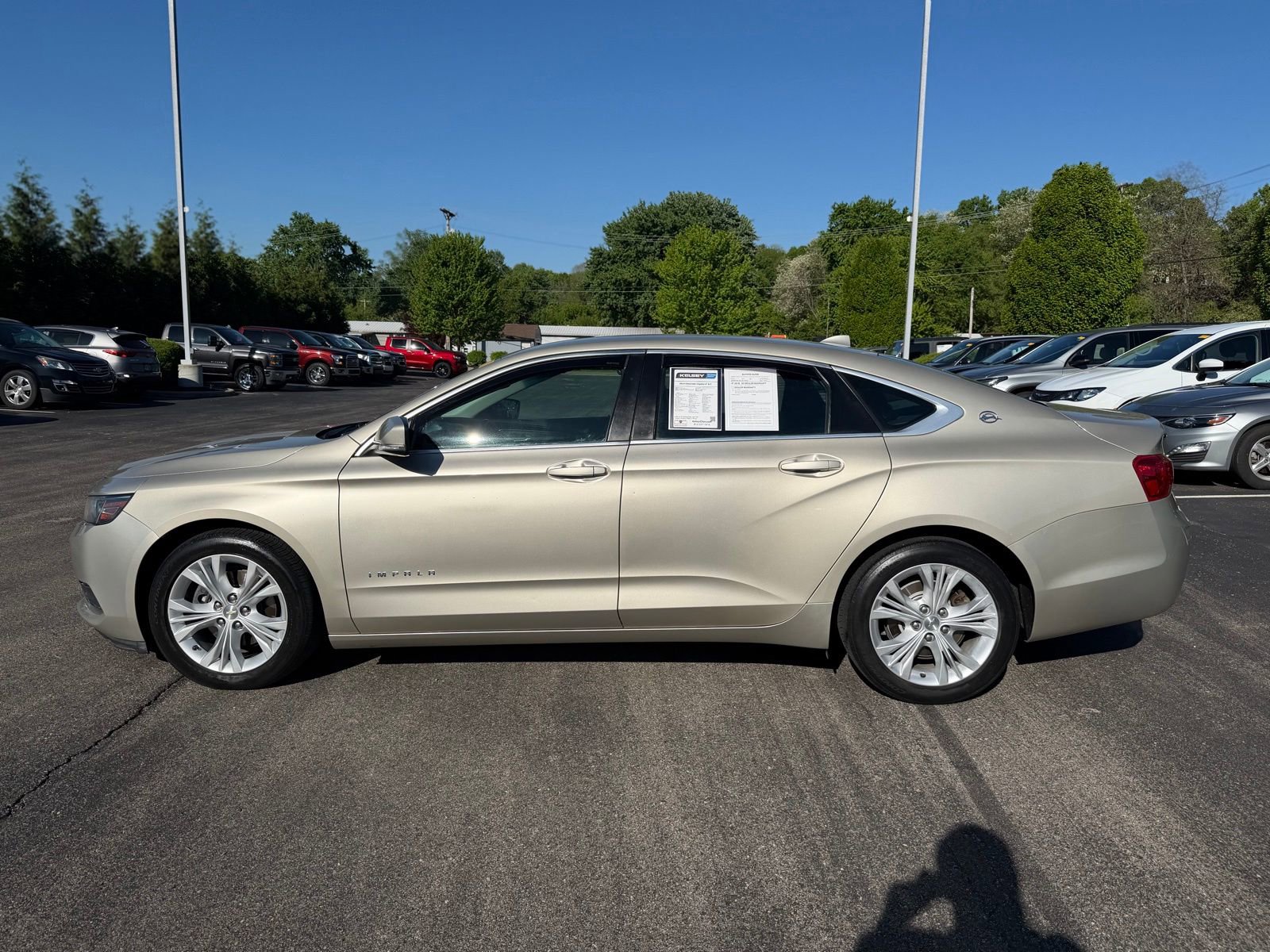 Used 2014 Chevrolet Impala LT w/ Convenience Package image 2