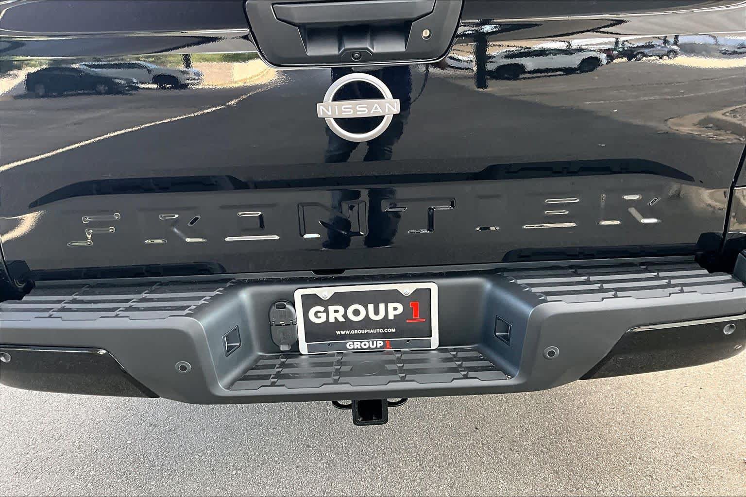 New 2027 Nissan Frontier SV RWD image 8