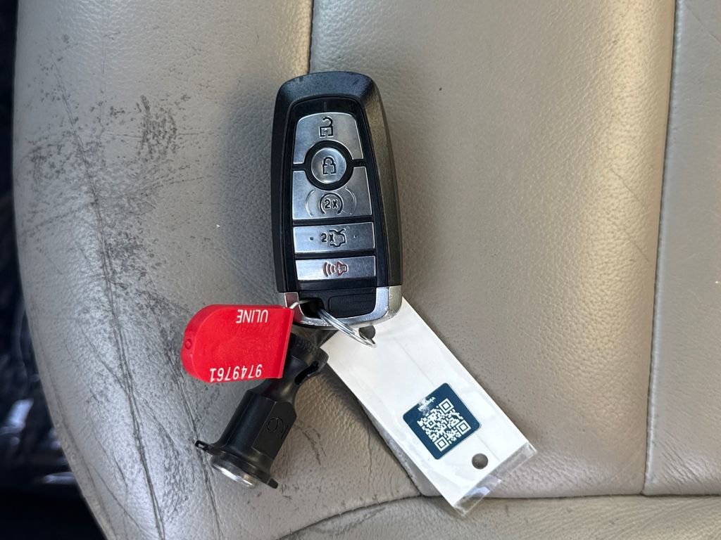 Used 2018 Ford Explorer XLT w/ Equipment Group 202A image 28