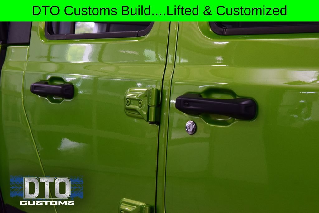 Used 2025 Jeep Gladiator Rubicon w/ Safety Group AWD/4WD image 20