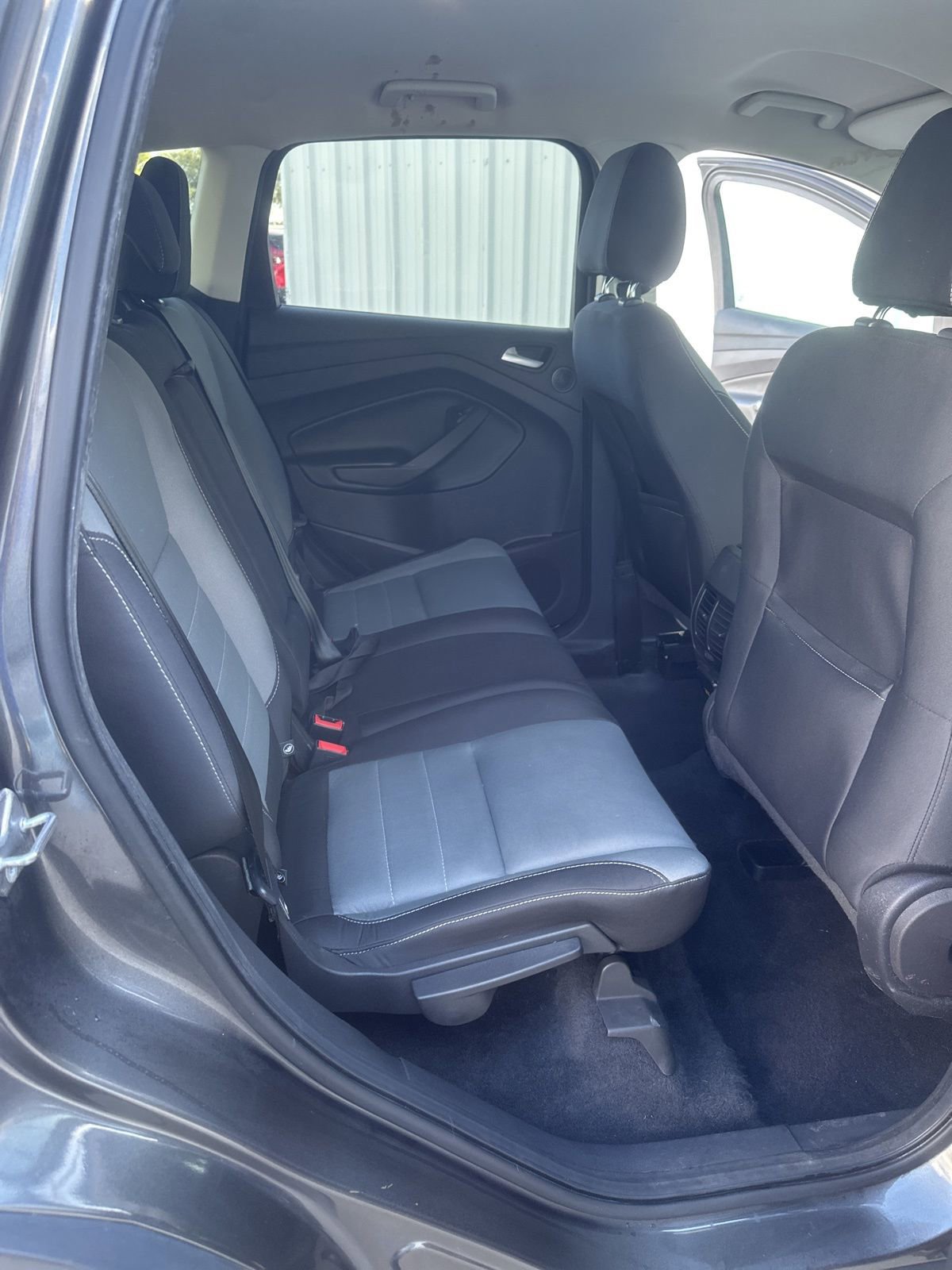 Used 2016 Ford Escape SE w/ Equipment Group 201A image 21