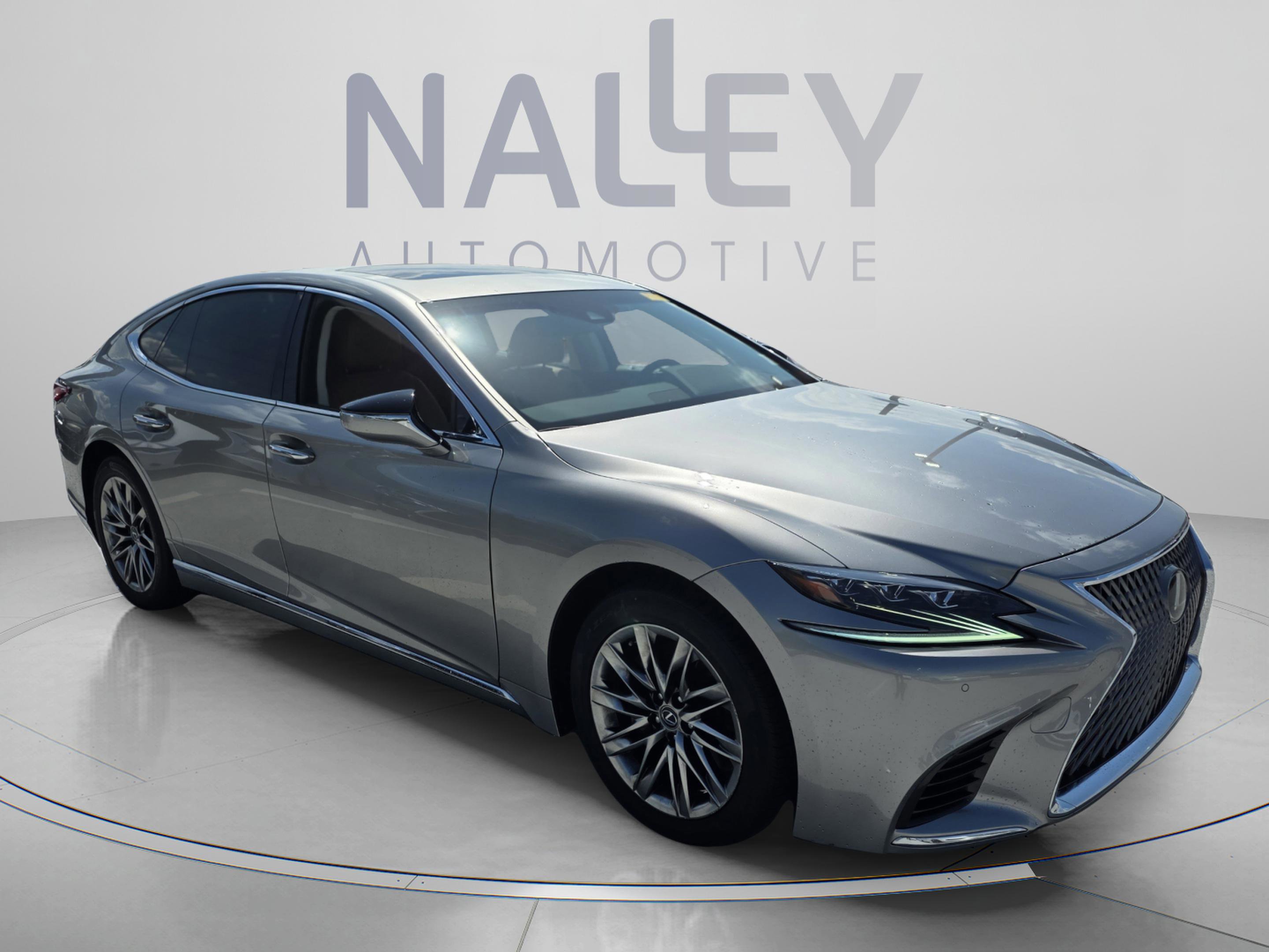 Used 2018 Lexus LS 500 w/ Accessory Package (Z2) image 7