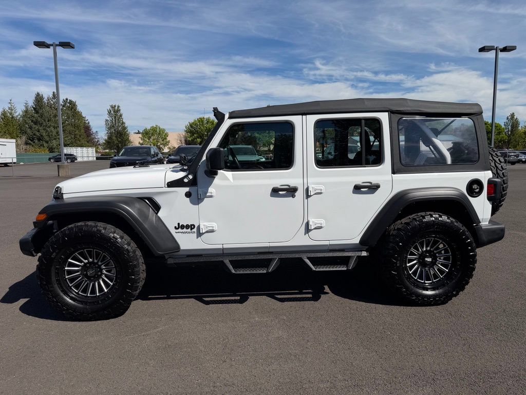 Used 2022 Jeep Wrangler Unlimited Sport AWD/4WD image 5