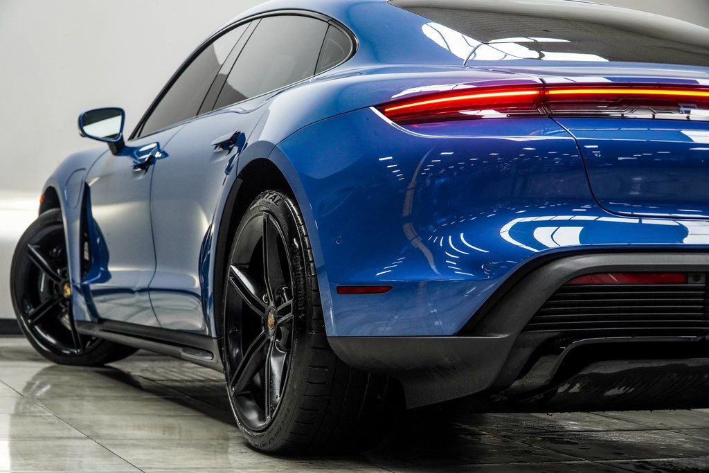 Used 2022 Porsche Taycan GTS w/ Premium Package (P6U) image 21