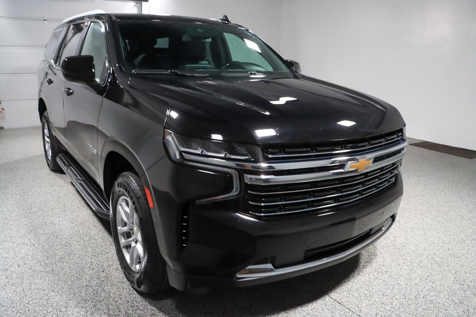 Used 2023 Chevrolet Tahoe LT RWD image 5