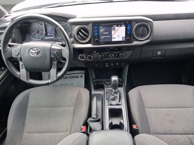 Used 2018 Toyota Tacoma TRD Off-Road AWD/4WD image 25