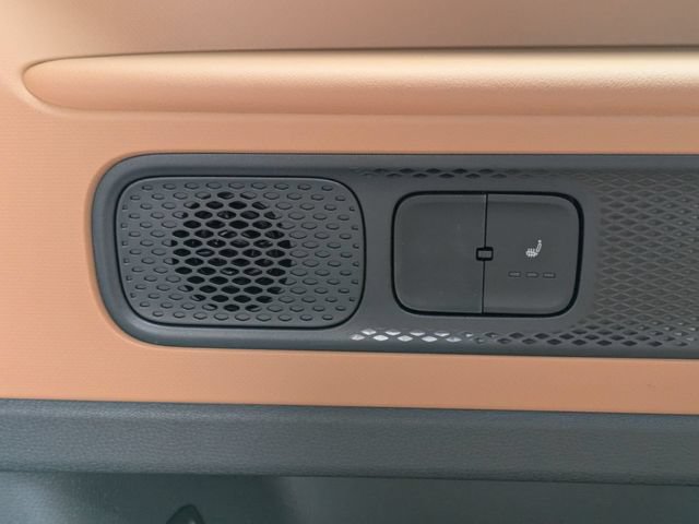 New 2025 Volkswagen ID. Buzz Pro S RWD image 18