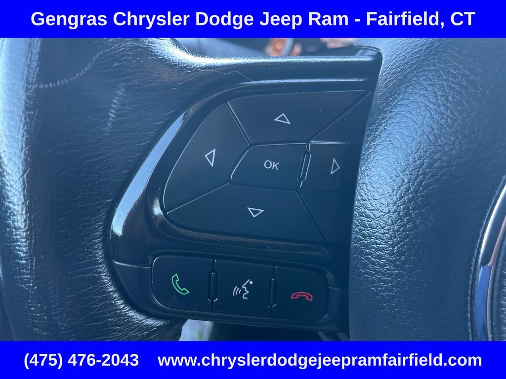 Used 2017 Jeep Renegade Altitude AWD/4WD image 49