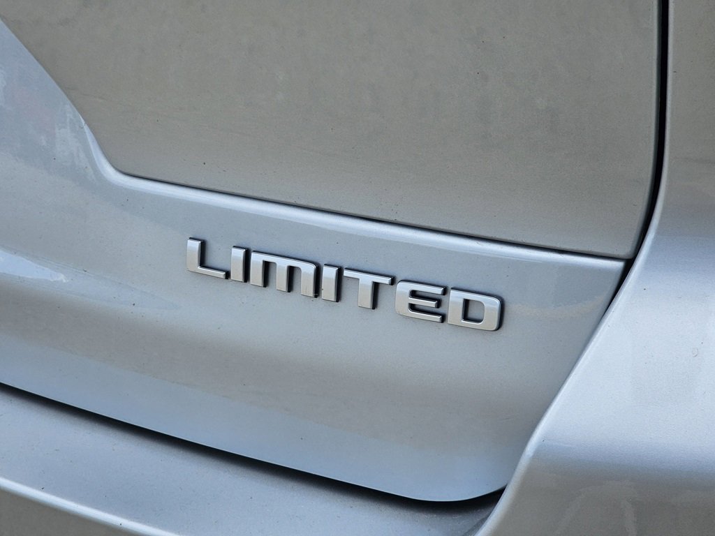 New 2025 Jeep Grand Cherokee L Limited w/ Luxury Tech Group II image 15