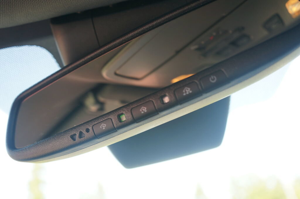 Used 2022 Toyota Sienna XSE w/ XSE Plus Package AWD/4WD image 27