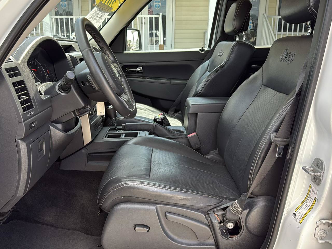 Used 2012 Jeep Liberty Sport RWD image 26