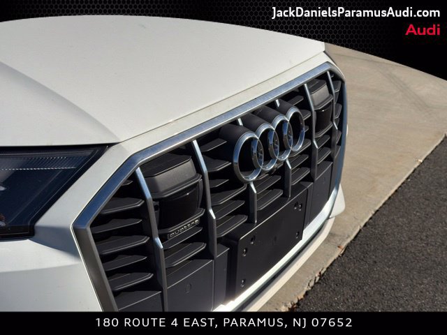 Used 2022 Audi Q7 3.0T Premium Plus w/ Premium Plus Package AWD/4WD image 22