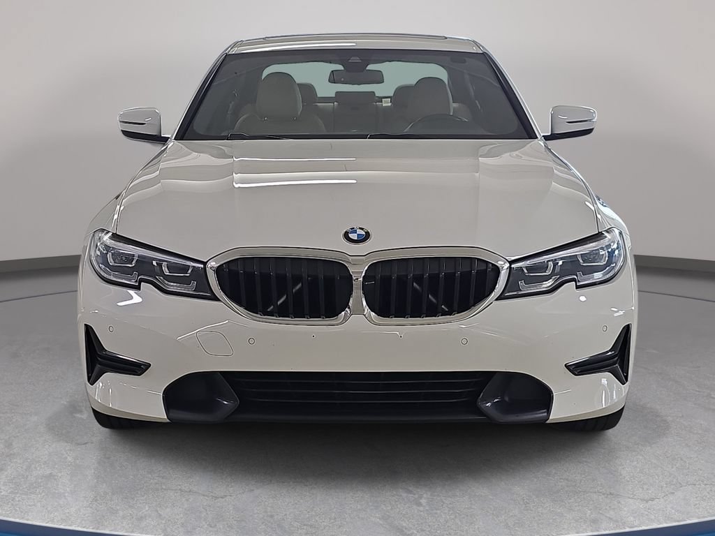 Used 2021 BMW 330i xDrive Sedan w/ Convenience Package AWD/4WD image 3