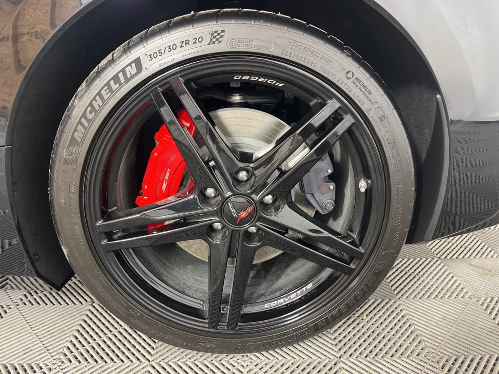 New 2026 Chevrolet Corvette Stingray Coupe w/ Z51 Performance Package RWD image 23