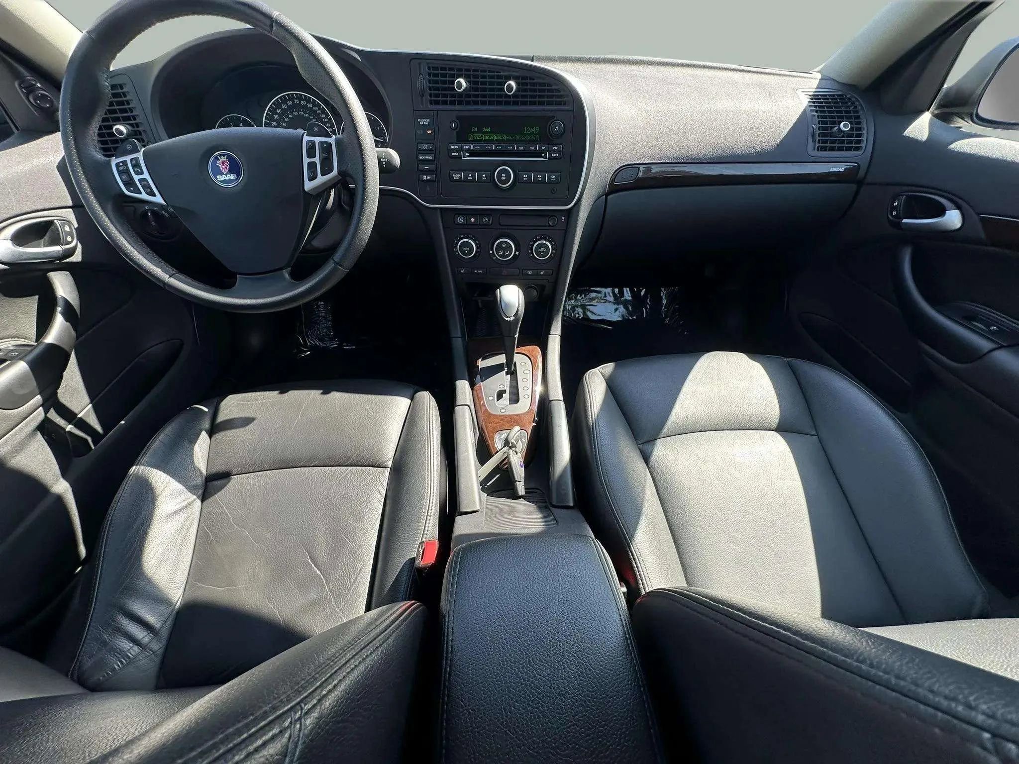 Used 2011 Saab 9-3 Aero image 20