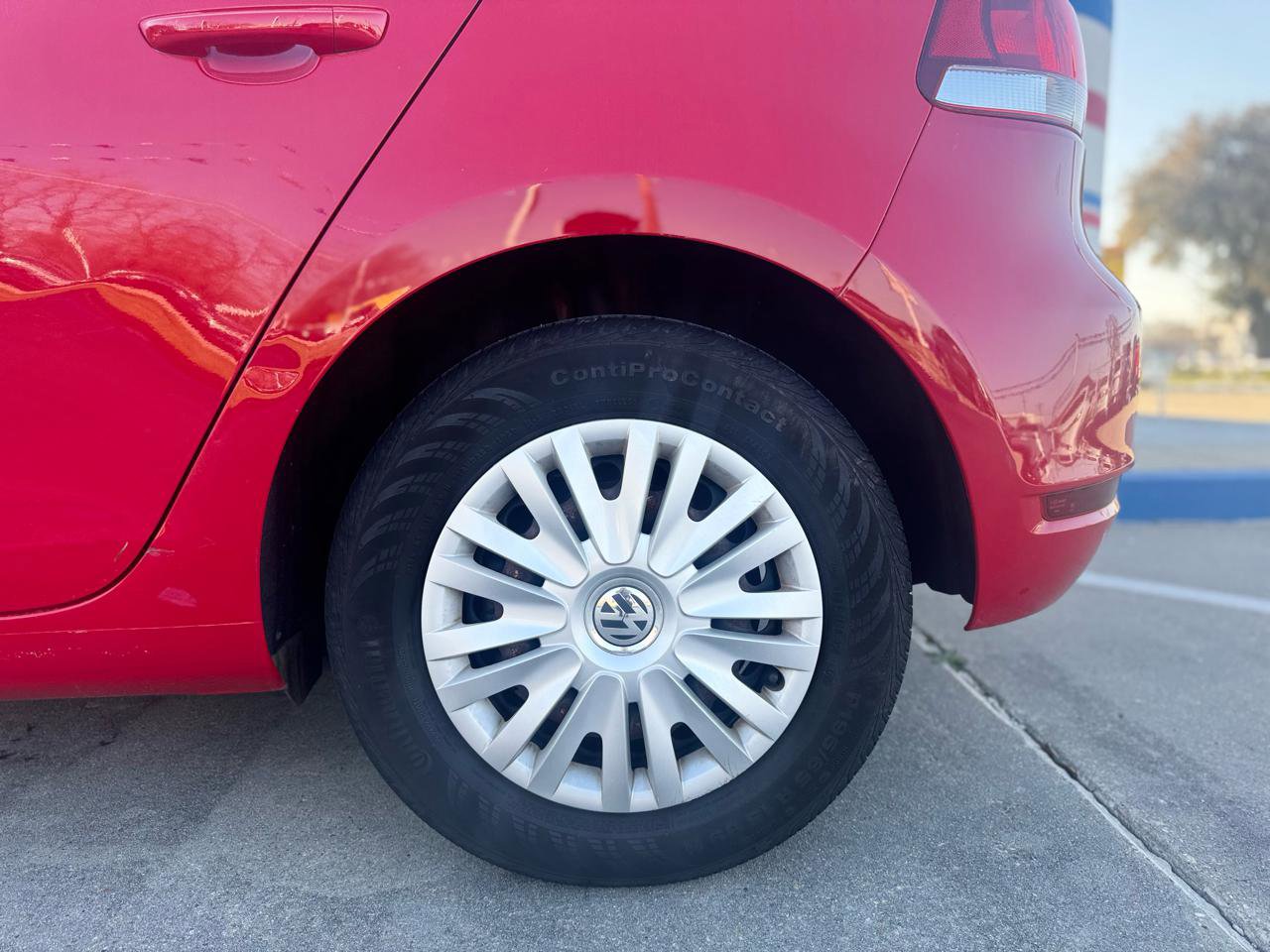 Used 2013 Volkswagen Golf 2.5L Conv & Sunroof 4 Door PZE image 20