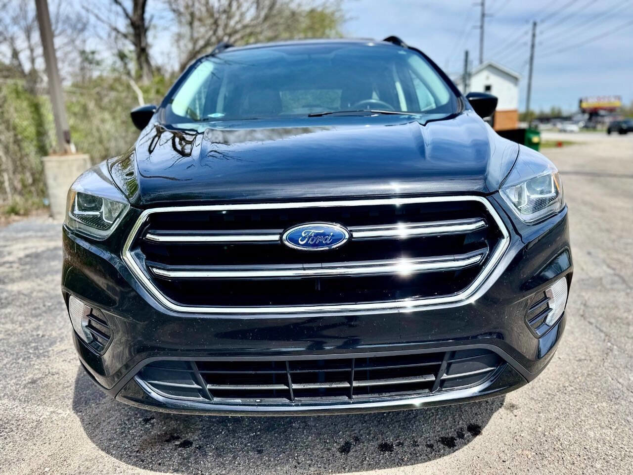 Used 2018 Ford Escape SE w/ SE Sport Appearance Package image 7