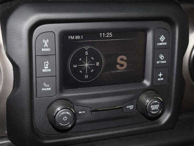 Used 2020 Jeep Wrangler Sport image 24